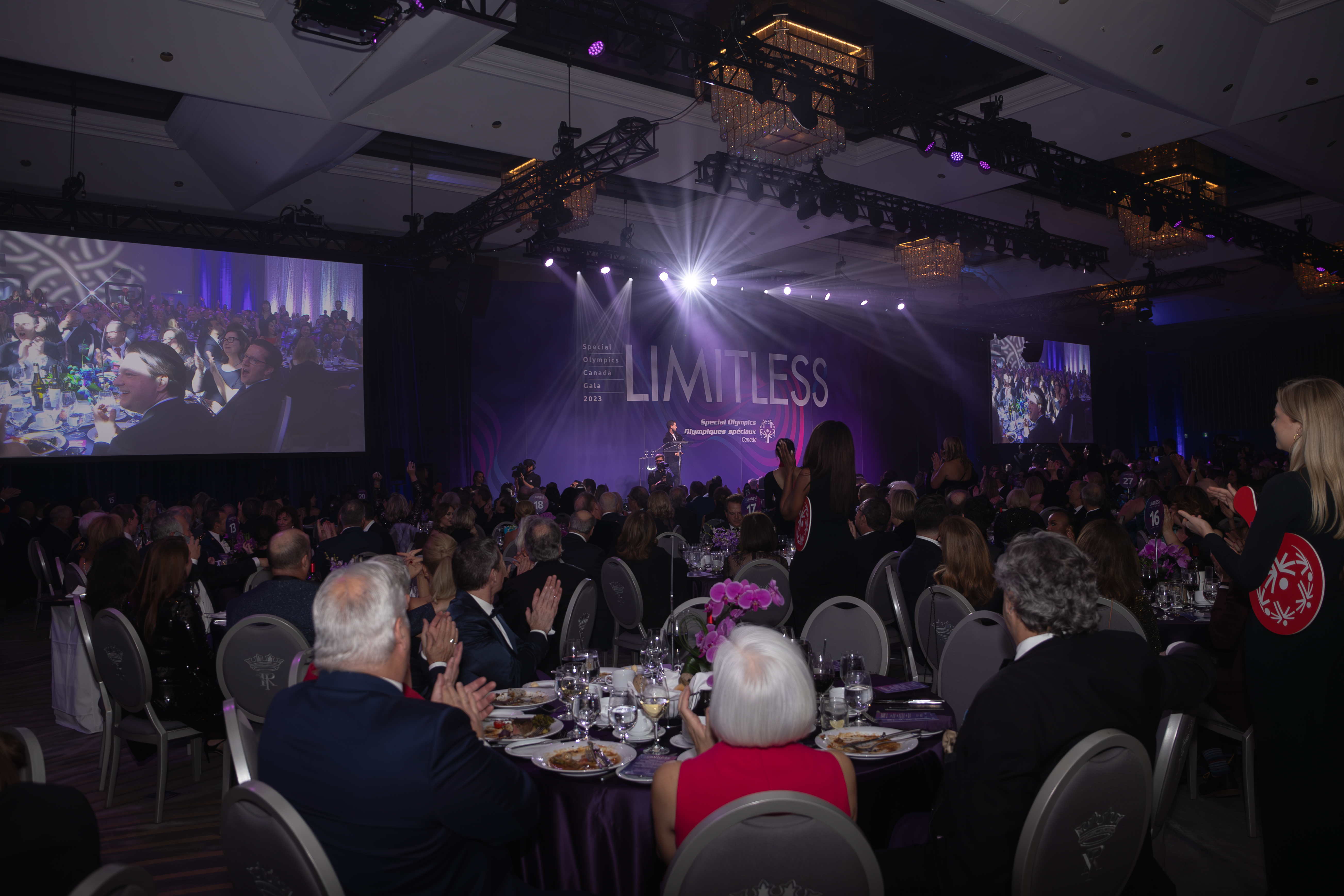 Crowded Gala room Crowded Gala room
